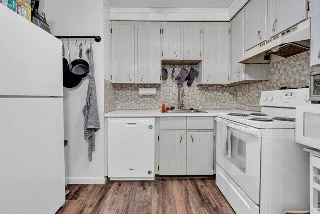 Photo - 10 Scottfield Rd Unidad 2