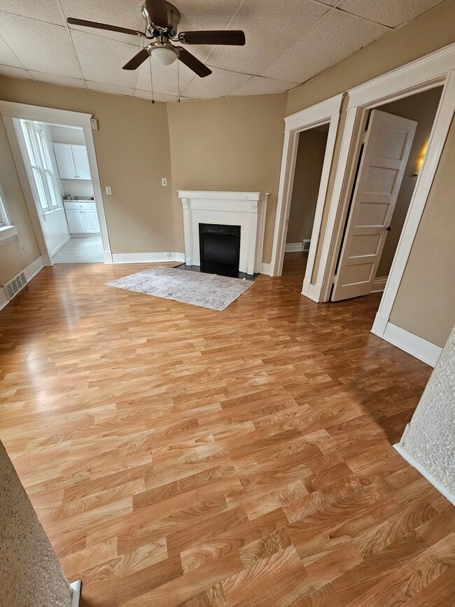 Photo - 108 Geary St