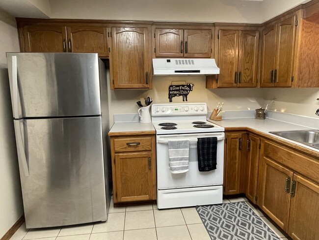 Photo - 408 Summerset Dr