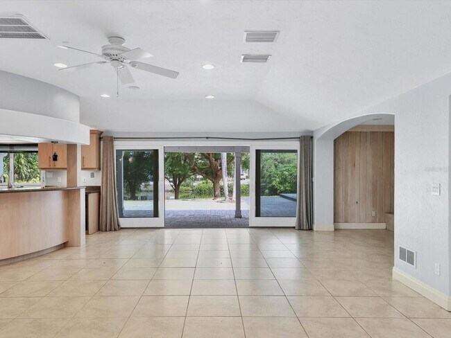 Photo - 3424 Tanglewood Dr