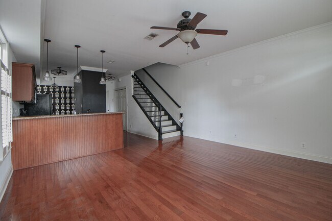 Photo - 607 Anderson Dr