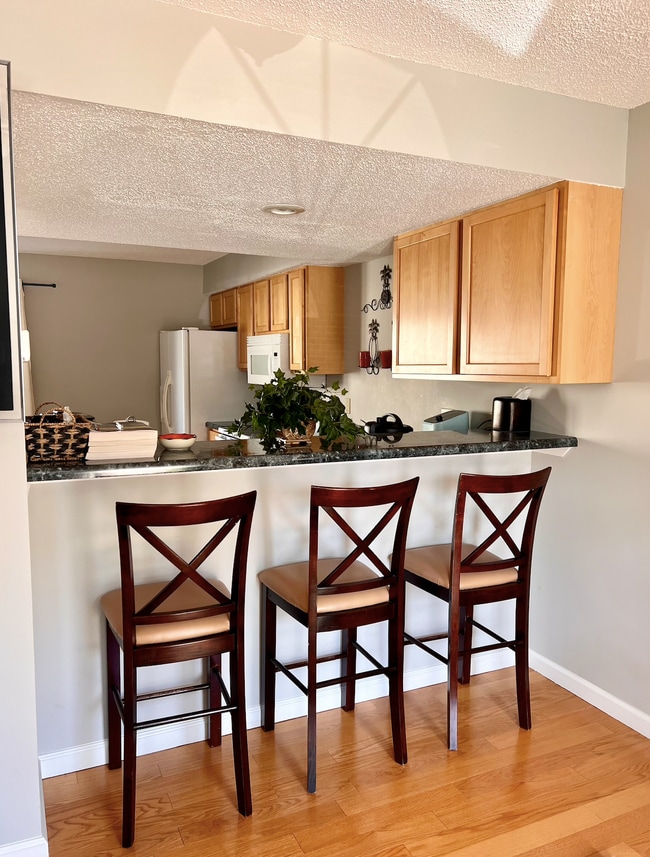 Photo - 864 E Sherwood Hills Dr