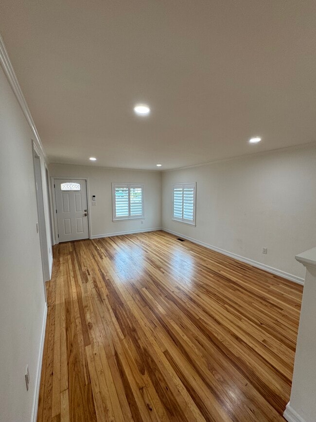 Photo - 4201 Porter St