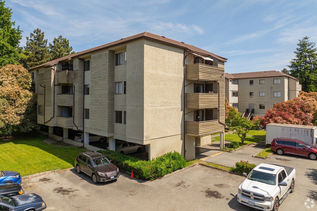 Ronald S Roadburg Residences - Ronald S Roadburg Residences