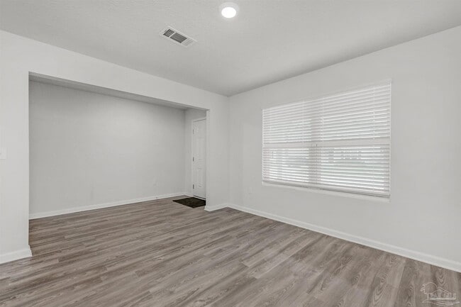 Photo - 5280 Peach Dr