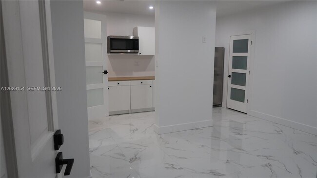 Photo - 8220 NW 199th St Unit 1