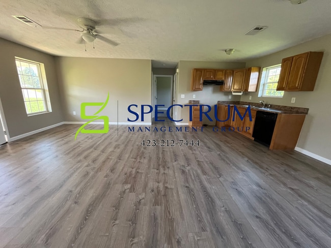 Photo - 680 Privet Dr