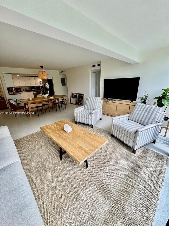 Photo - 555 Crandon Blvd Unit 32