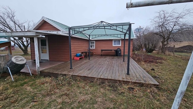 Photo - Farm House in Arlee