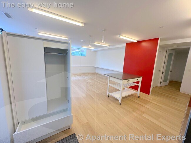 Photo - 29 Warren St Unit #1