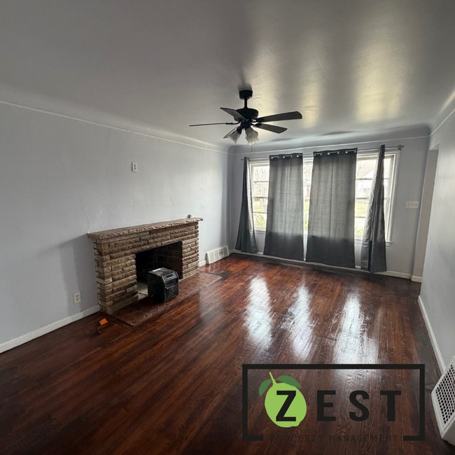 Photo - OPEN HOUSE- 4/11! 1PM-130PM! Amazing 3 Bedroom 1 Bathroom - $1,225.00