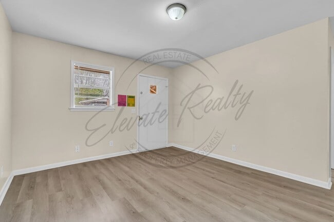 Photo - Spring Special: Cozy 1 Bed / 1 Bath Near Tennessee Tech – Pet Friendly! Unit E 17th 114 2