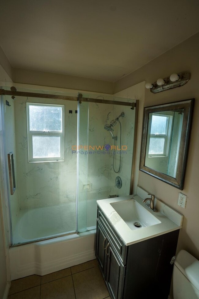 Photo - Newly Updated 2-Bedroom Apartment Unit in ...