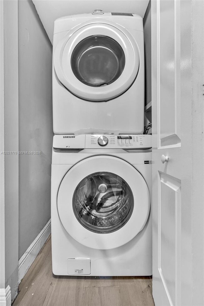 Photo - 109 Lake Emerald Dr Unit 108