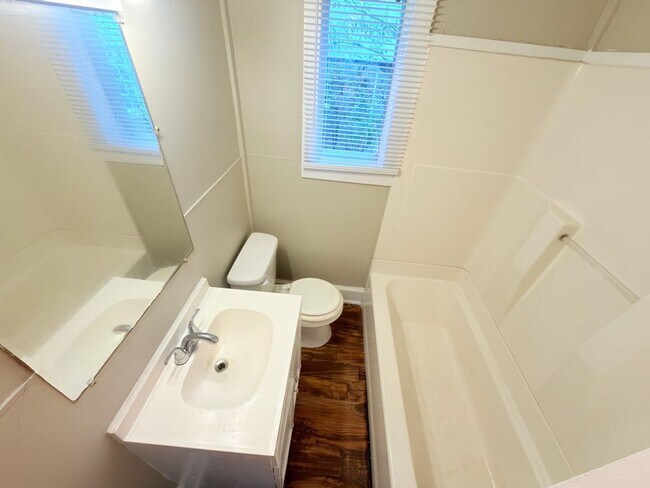 Photo - 328 Hodges St