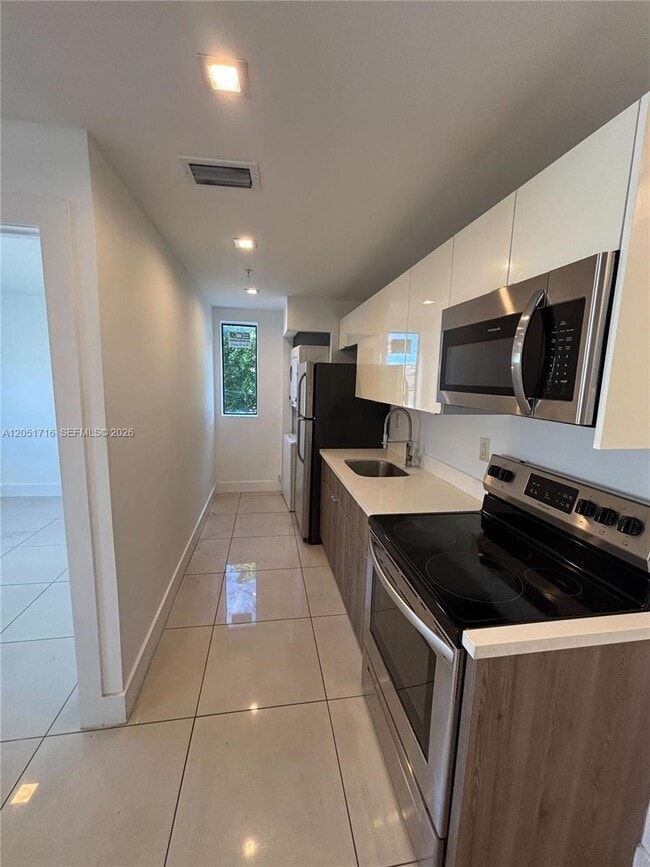 Photo - 821 SW 18th Ave Unit 206