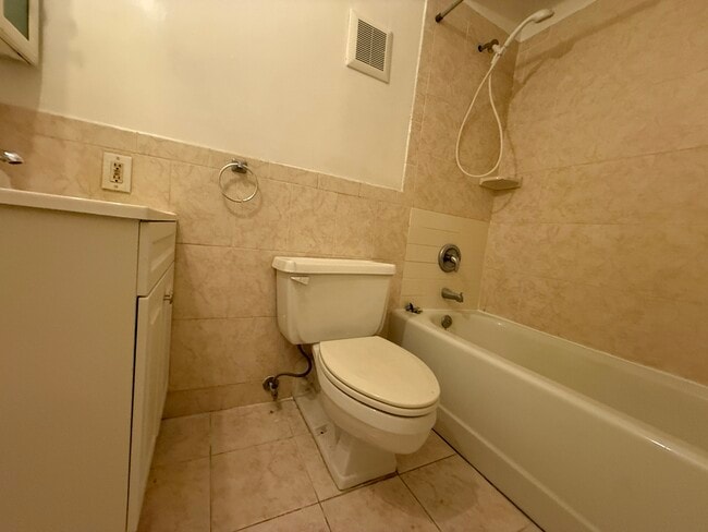 Photo - 333 Grand Ave Unit 1A