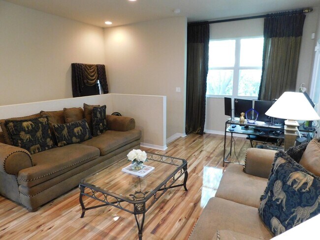 Photo - 3134 Grandiflora Dr