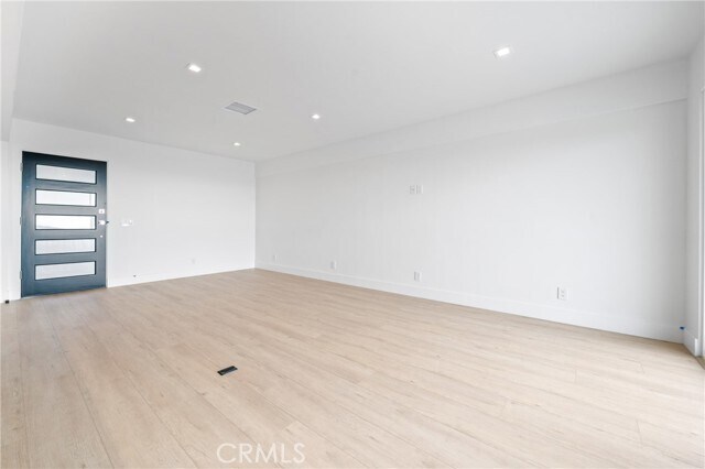 Photo - 400 Loma Terrace Townhome