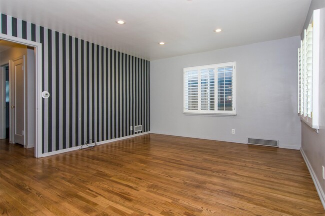 Photo - 1464 E Harrison Ave