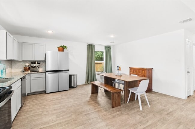 Photo - 9706 Marie Vlg Ct