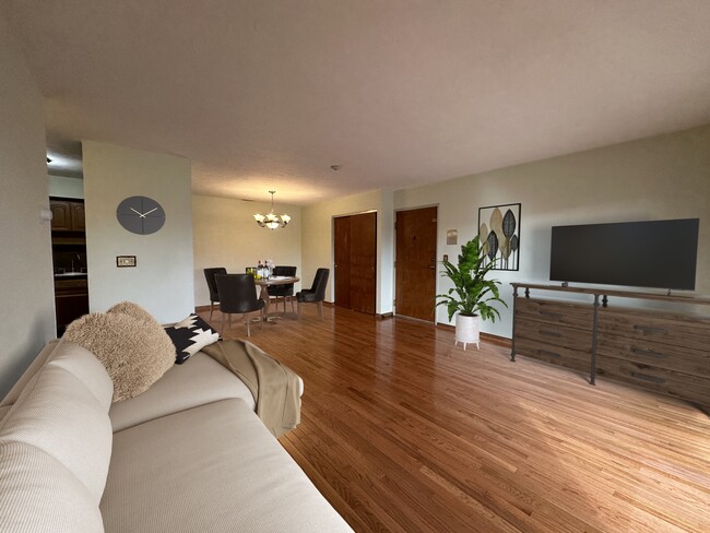 living/dining - virtually staged - 340 Sunderland Rd Unit 17A