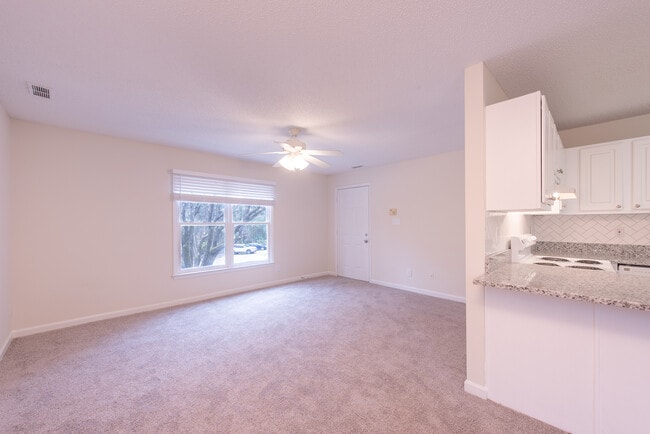 LaSalle Pointe Apartments