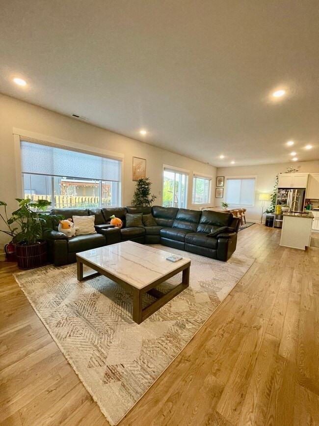 Photo - 15418 NW Mathilda Ln