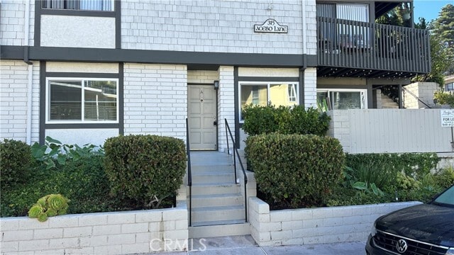 Building Photo - 315 Acebo Ln Rental