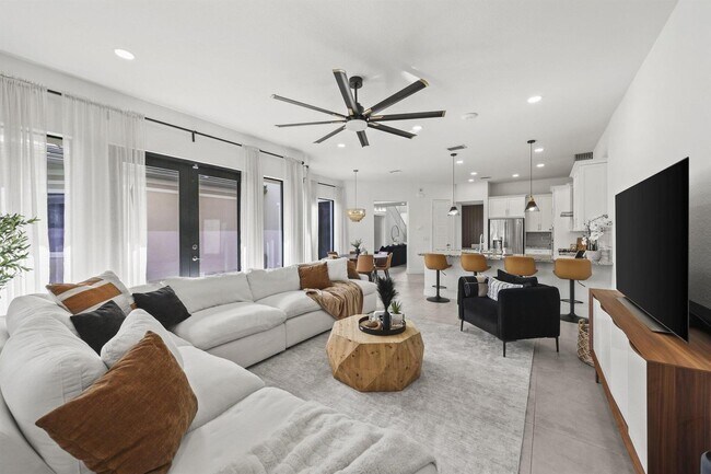 10432 N Lago Vista Cir