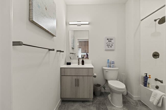 Photo - 741 Spring Garden St Unidad SI ID1549964P
