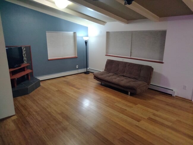 Building Photo - 1100 W 53rd Ave Unit Level Two