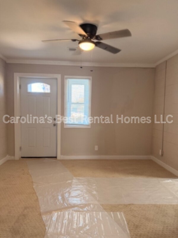 Photo - 621 Milligan St