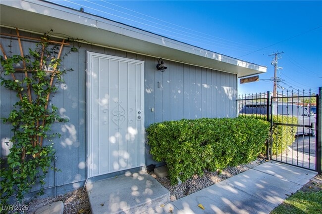 Photo - 5009 Evergreen Ave