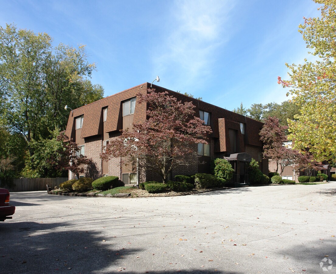 Logan Way Apartments - Logan Way Apartments