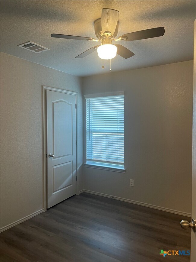 Photo - 547 Lost Trl