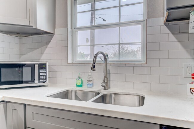 Photo - 2720 Truxillo St Unit 3