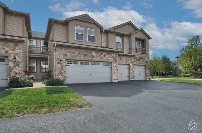 Photo - 1817 Crenshaw Cir