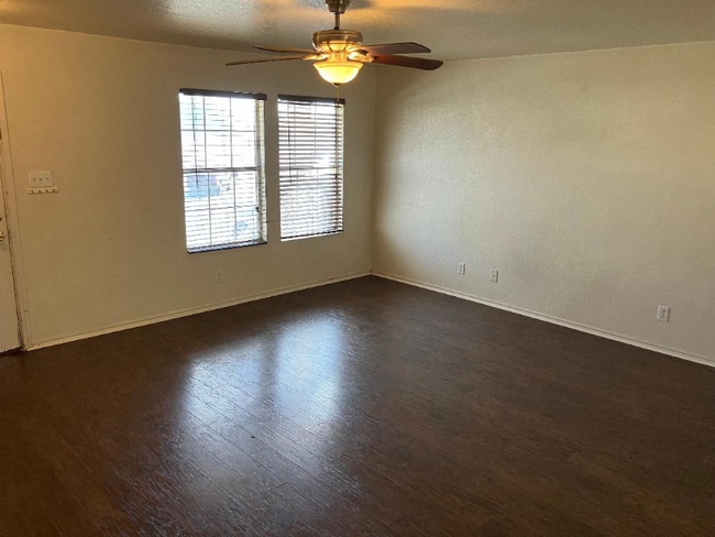 Photo - 9910 Amber Ledge House