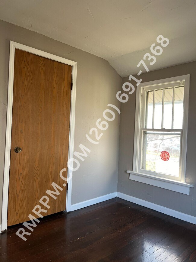 1018 Woodview Blvd Rental House Rental in Fort Wayne, IN