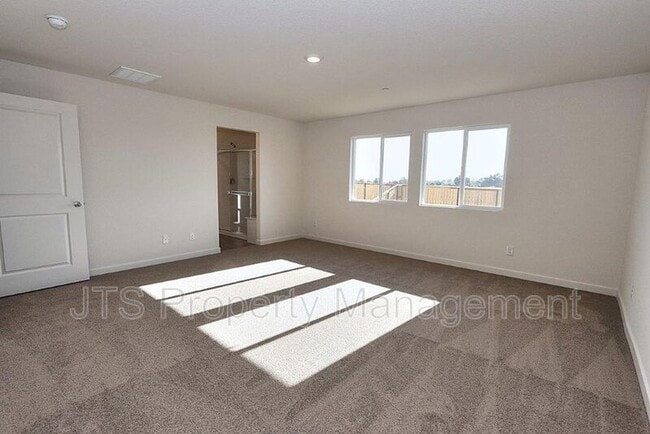 Photo - 716 Franklin St