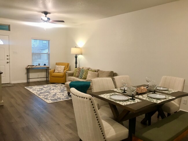 Photo - 3505 Abraham Dr Unidad A