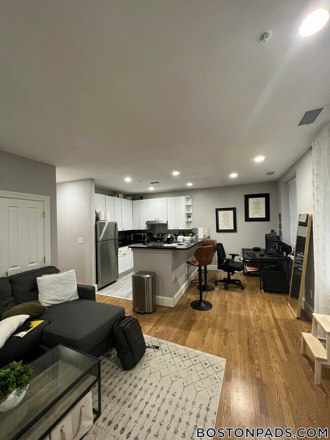 Photo - 140 Boylston St Apartamento Unidad 6