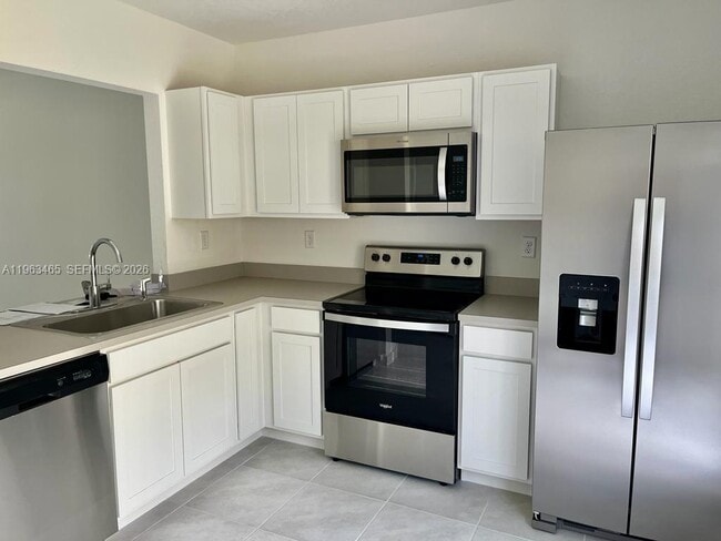 Photo - 540 NE 4th St