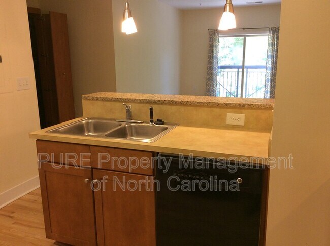 Photo - 630 Calvert St Unit 211