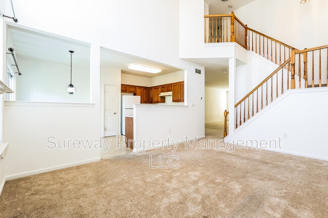 Photo - 158 Chancellor Dr