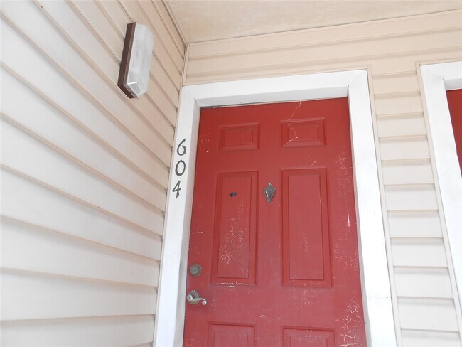 Building Photo - 2750 Holly Hall St Unit 604 Rental