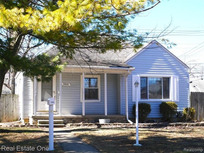 Building Photo - 2881 Ellwood Ave