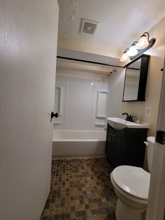Photo - Fry Street Station