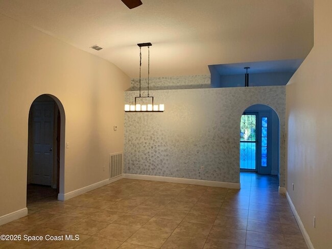 Photo - 1649 La Maderia Dr